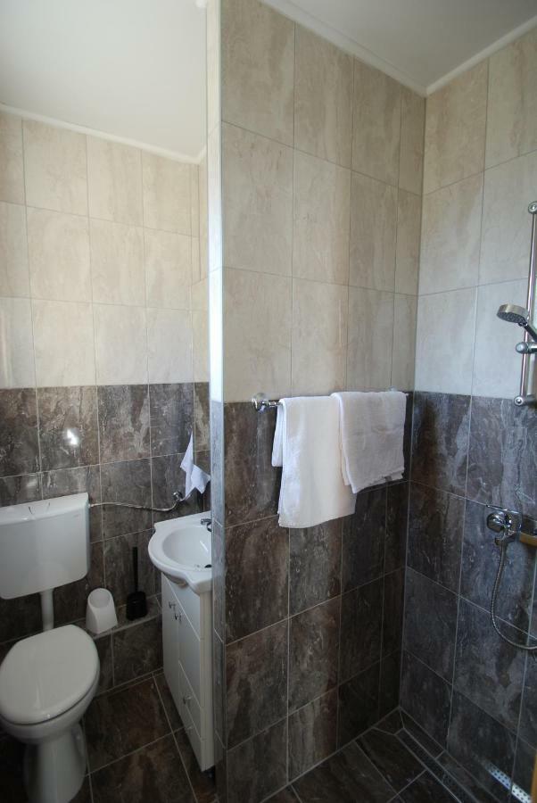 Batinic Apartmani Omiš Exteriér fotografie
